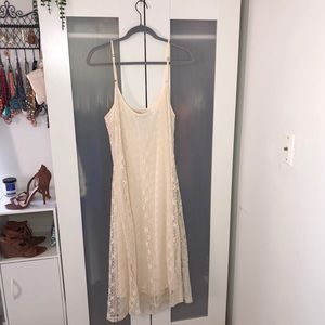 Forever 21 Cream Lace Dress